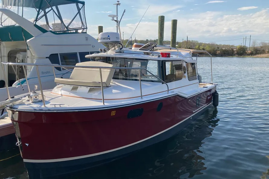 2021-ranger-tugs-r-27-power-10145383-20260410055621393-3